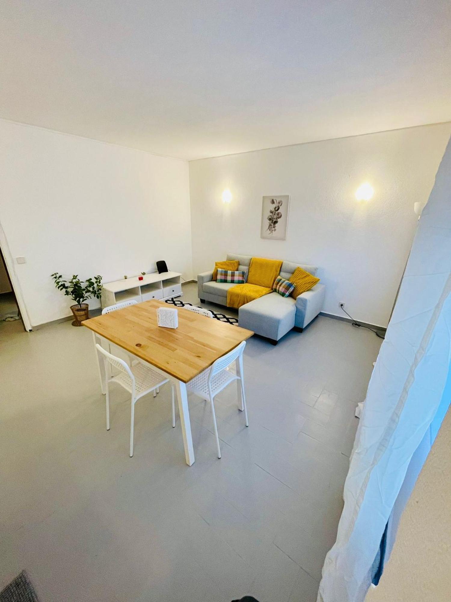 Two Bedrooms De Quarteira * Vilamoura